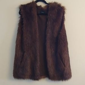 ZARA Knit Faux Fur Brown Oversized Women's Vest M